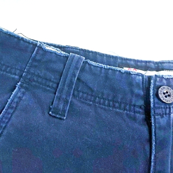 Men's Navy Cargo Shorts - Picture 7 of 7